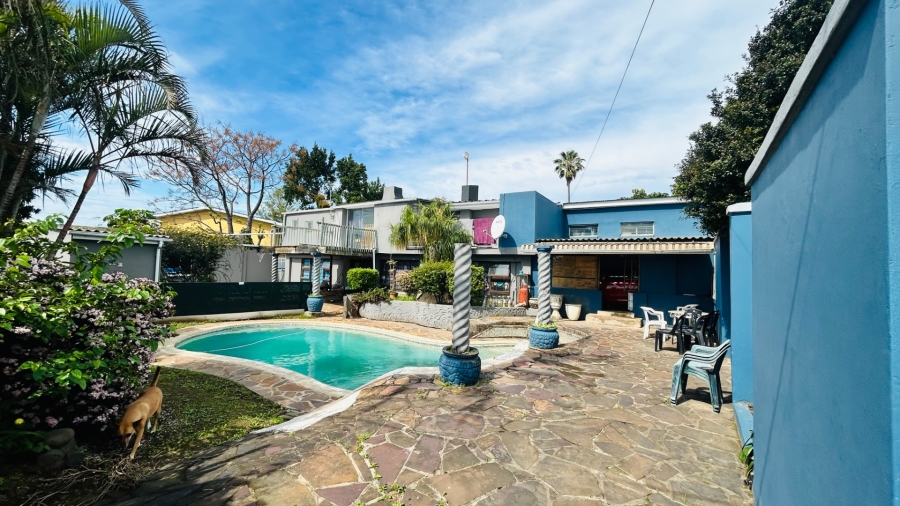 4 Bedroom Property for Sale in Southernwood Eastern Cape